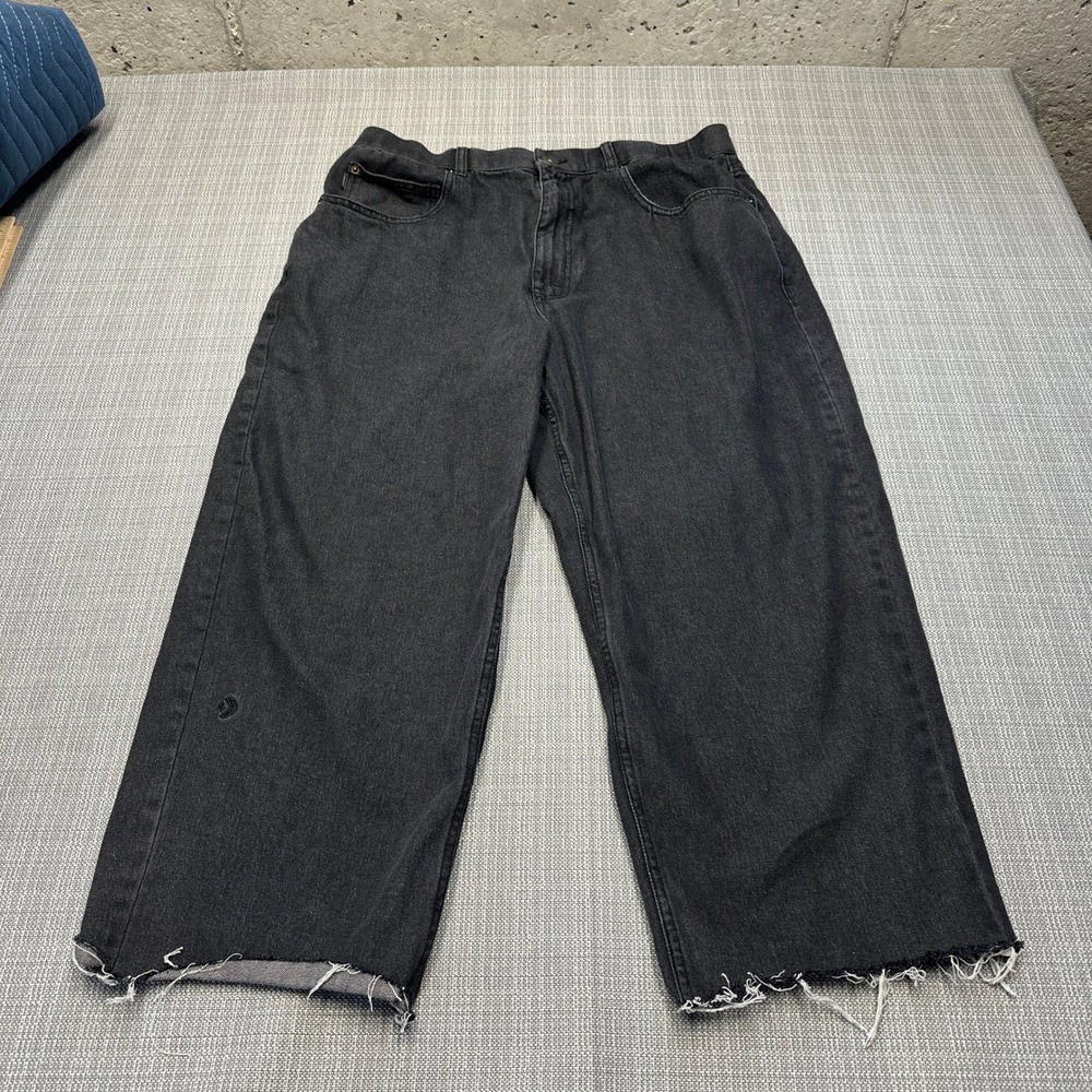 Converse  Wide Leg Raw Hem Denim Jorts Jeans XXL 34" Skater Goth Baggy Street